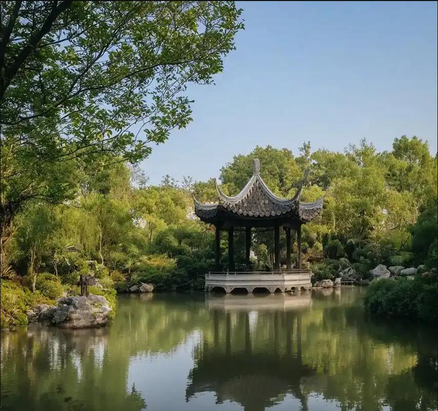 温泉县向雪土建有限公司